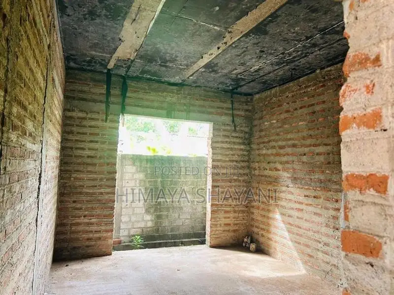 Land with House for Sale in Negombo