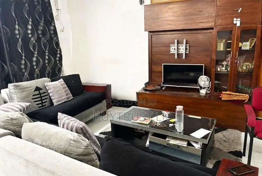 Two Story House for Sale in Colombo 15