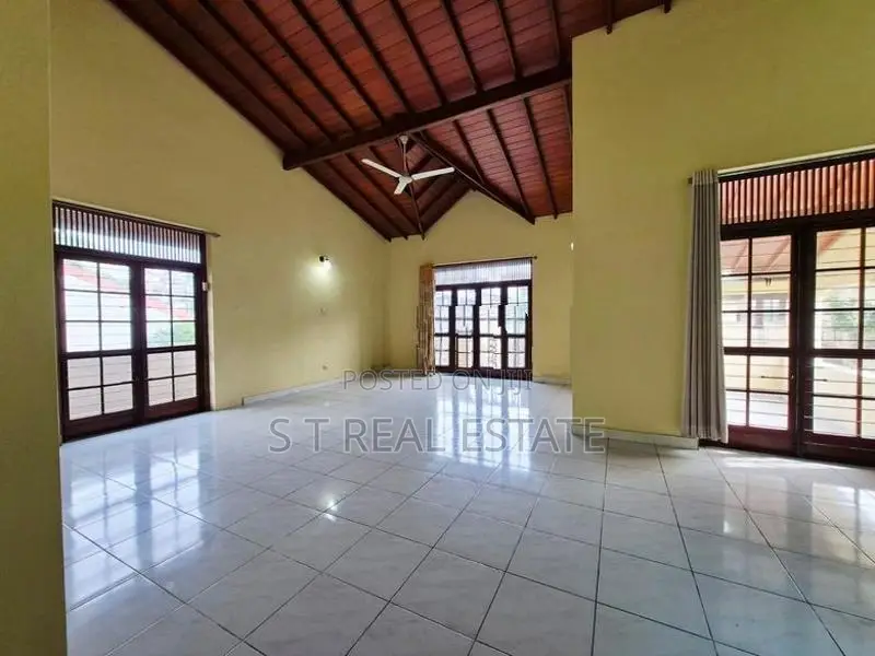 05BR Two Story House For Rent in Nawala.