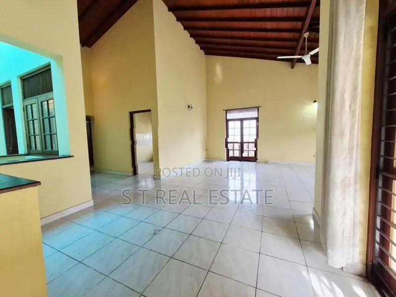 05BR Two Story House For Rent in Nawala.