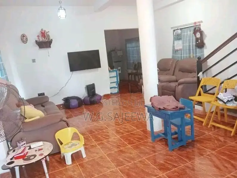 2 Storey house rent in Seeduwa, Liyanagemulla -Boarding for ladies