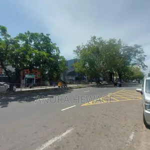 මොරටුව, කටුබැද්ද, ගාලු පාරට මුහුණලා ඉඩමක් විකිණීමට ඇත. (ID : KATB002S)
