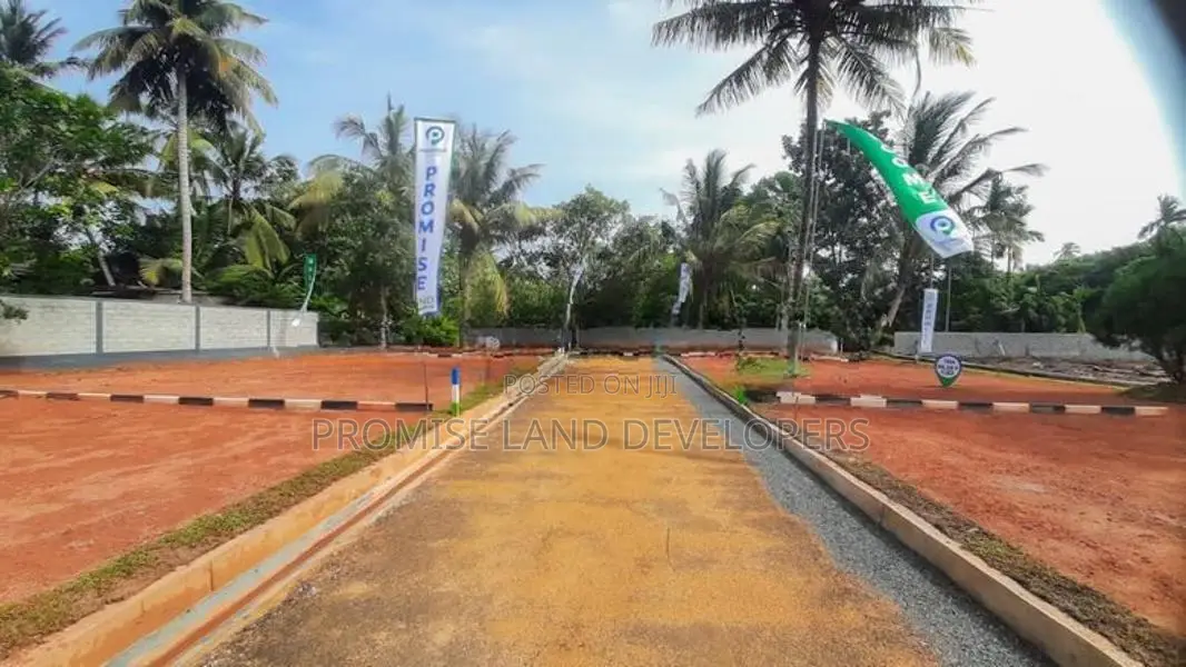 Wadduwa Thalpitya ගාලුපාරට ලගින් වටිනා බිම් කොටස් N38