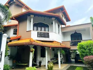 Luxury House For Sale From Bokundara Piliyandala With Furniture