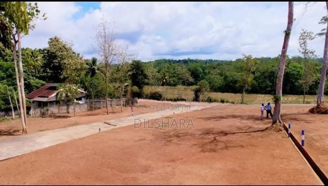 Land For Sale In Kekanadura