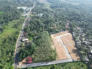 122 ප්‍රධාන පාරට මුහුණලා කලුඅග්ගලින් පදිංචියට වටිනා ඉඩම්