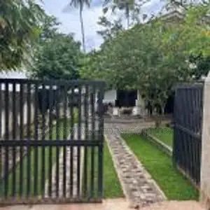 Luxury House for Sale – Negombo