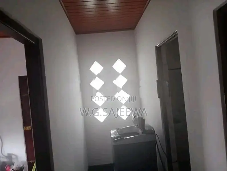 2 Storey house rent in Seeduwa, Liyanagemulla -Boarding for ladies