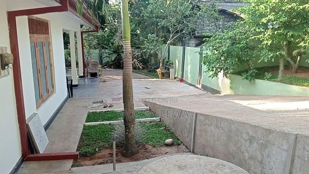 House for sale in gampaha