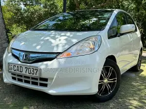 Honda Fit GP1 2012