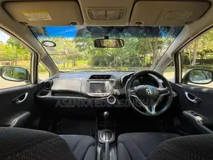 Honda Fit GP1 2012
