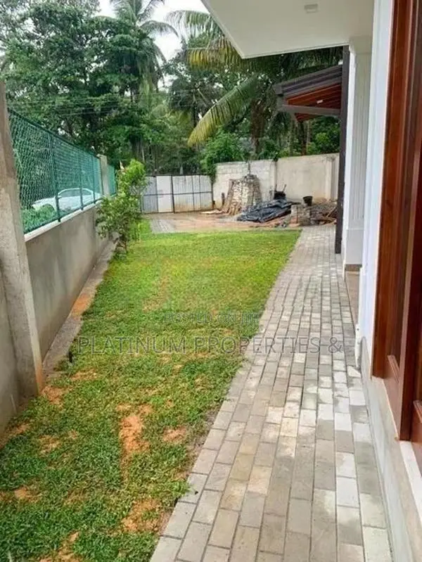 14.9 Perch Brand New Modern 2-Story House For Sale In Homagama