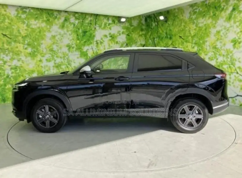 Honda Vezel X HUNT 2024