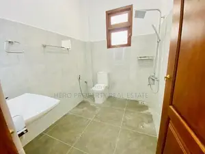 HAS203 - Luxury Valuable House for Sale in Piliyandala
