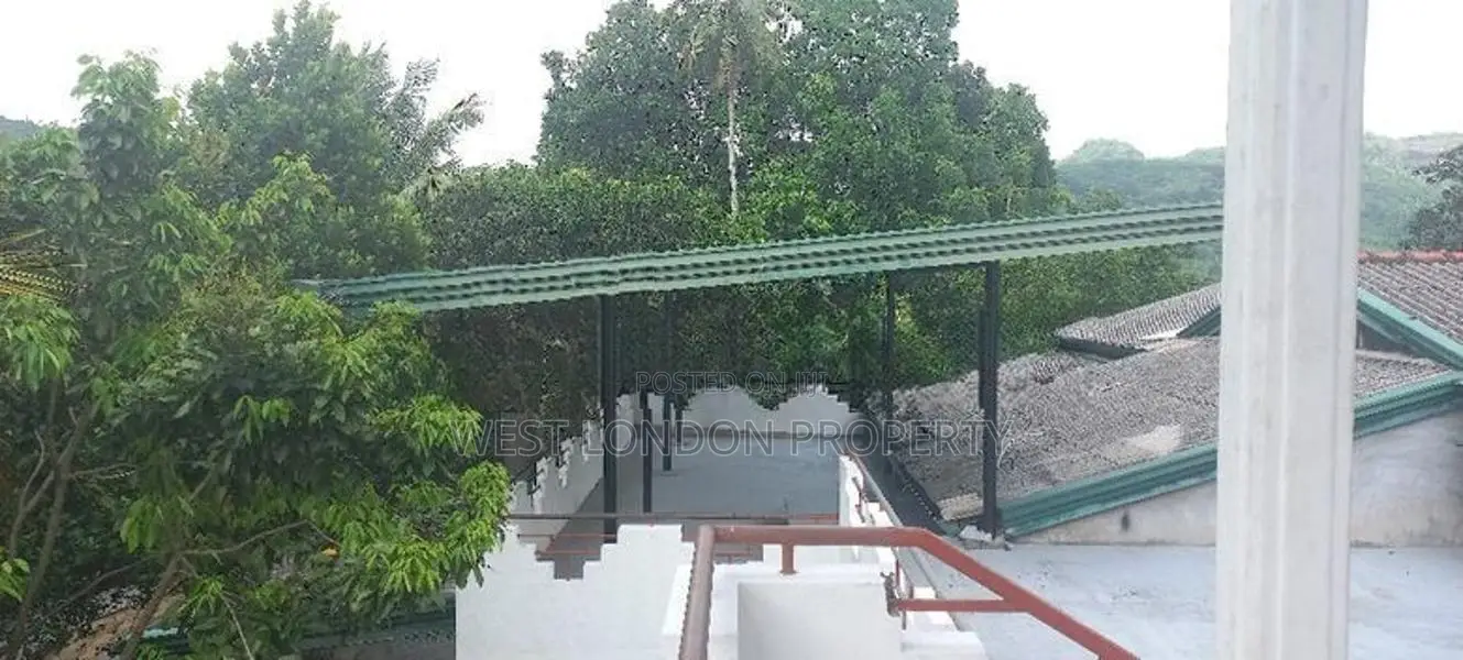 3-Storey Family House for Sale – Dewalegama, Kegalle
