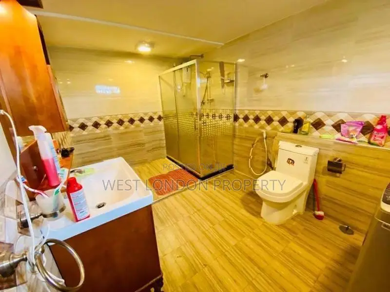 Luxury Family Home for Sale Near Ja-Ela Town