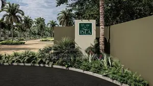 Your Isaland within the City Hokandara