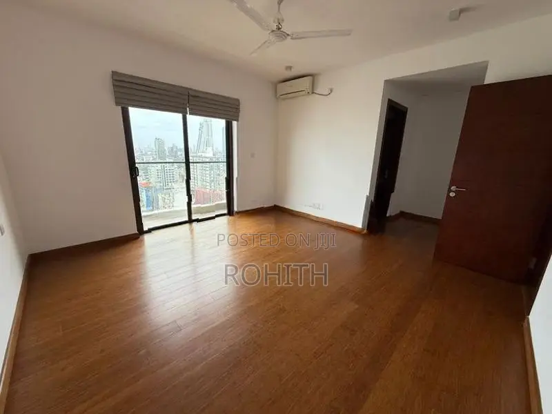 19th Floor Port City Ocean Views | Orwell Residence Colombo 03