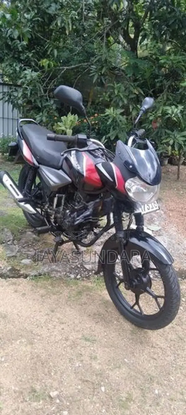 Bajaj Discover 2019