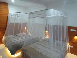 Holiday Rooms in Hatton (White Block Hotel )