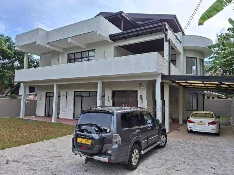 Luxury Newly Built 2-Storey House for Sale in Kadawatha – Mankada Road