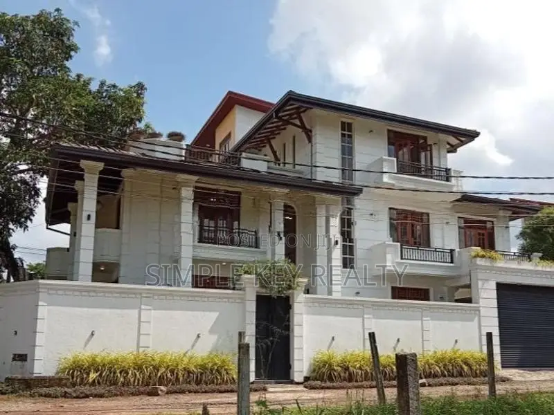 YG-77Beutiful three store house for sale in gampaha yakkala road