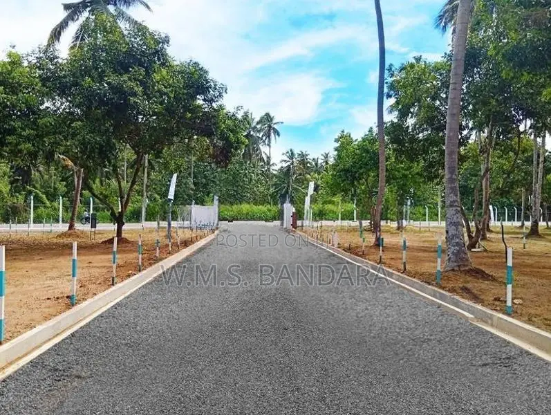 Land for Sale Mellawagedera K1 19/06