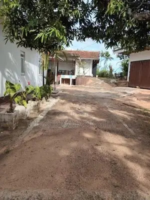 House with Land for Sale ගාල්ල