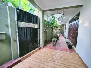 Modern 2 Storey Unit 6 Bedroom House For Sale In Dehiwala