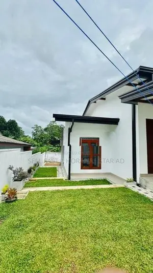 Modern New Luxury House for Sale in Bandaragama