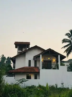 Modern 3-Bedroom House for Sale – Maharagama Temple Road