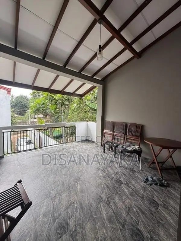 Two Storey House for Sale in Thalawathugoda Ds408099