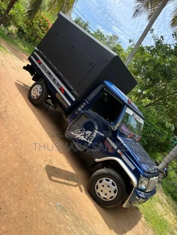 Mahindra Bolero 2016