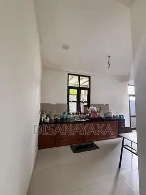 Two Storey House for Sale in Thalawathugoda Ds408099