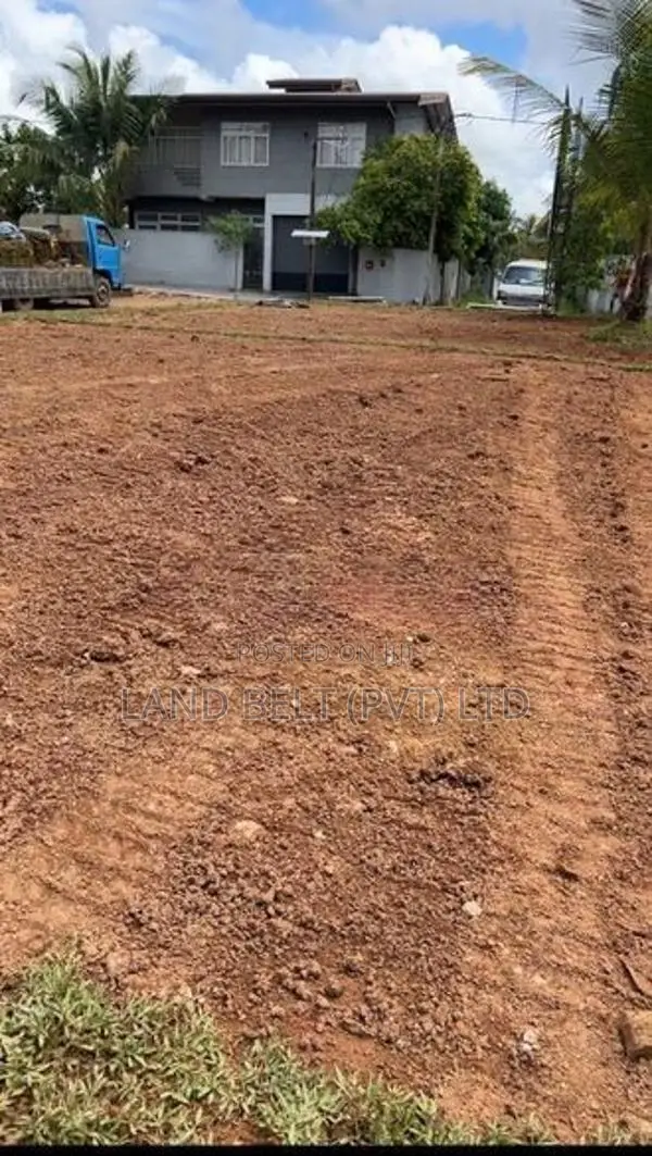 Land for Sale Makubura
