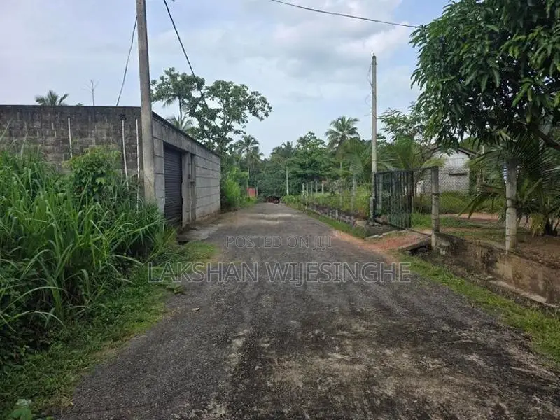 Land for sale 6.375P Gampaha - Yakkala