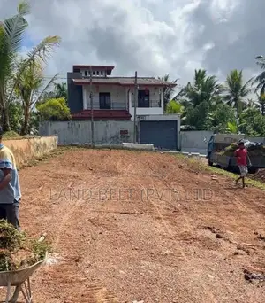 Land for Sale Makubura