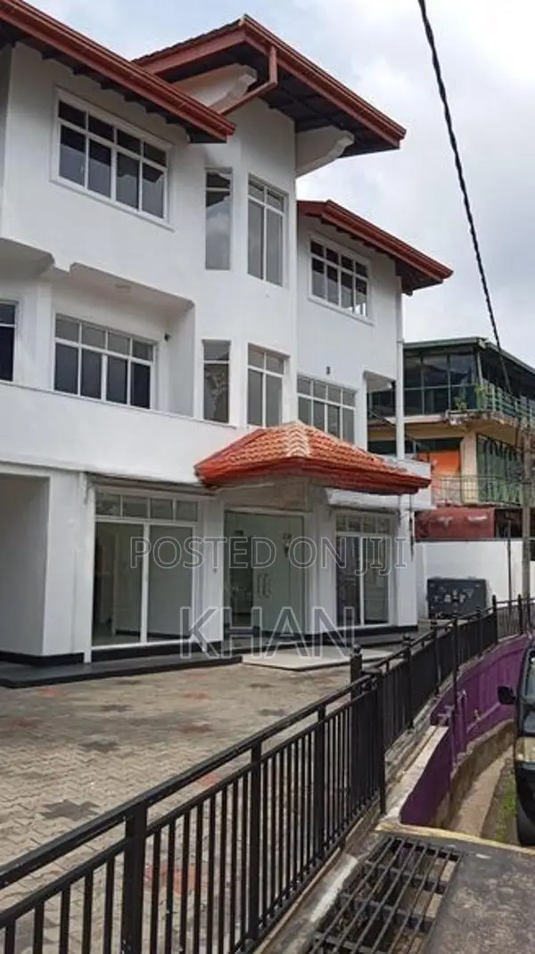 Building for Rent Kandy