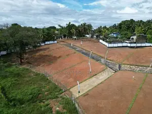 Bandaragama - Uyanwatta Leak Facing Land For Sale