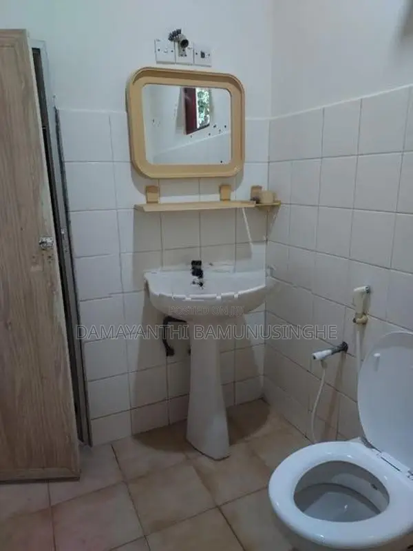 Boarding Sharing Room for Rent Working Girls Maharagama