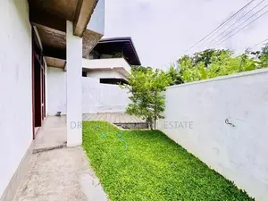 Modern Architectural House in Angoda – 11 Perches of Prime Land