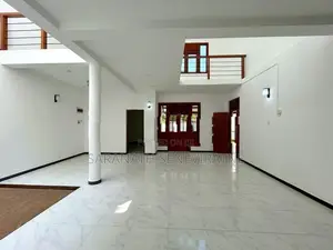 3 Storied House including Roof-Top - Panadura Gorakana Near Bolgoda La