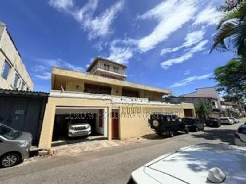 Air Conditioned Office For Rent Off Galle Road Colombo 03 [ 2225C ]