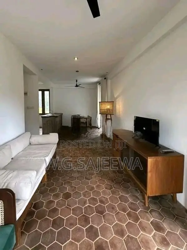 Fully Furnished apartment for rent in Minuwangoda - Katunayake road