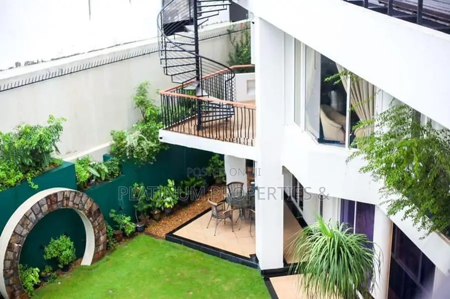 40P Super Luxury Fully AC House With Pool For Sale In Heart Of Nawala