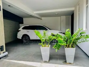 45 Perch Super Luxury New House For Sale Thalawathugoda Hokandara