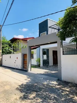 Standard Brand New House for Sale Piliyandala