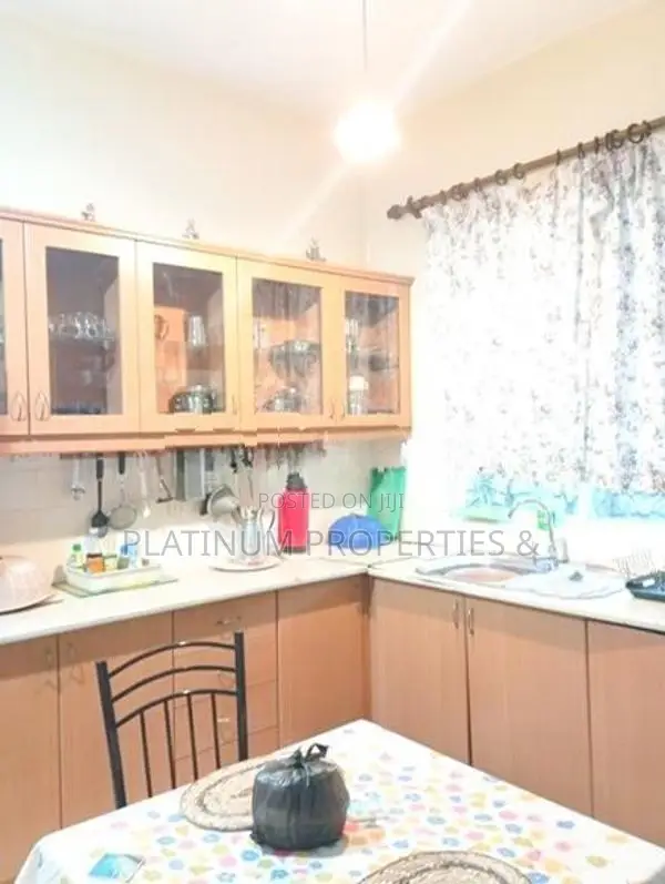 12 Perch Luxurious House For Sale In Thalawathugoda Hokandara Road