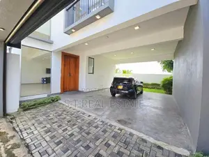 Modern Designed Luxury 3 Story House For Sale In Kesbewa