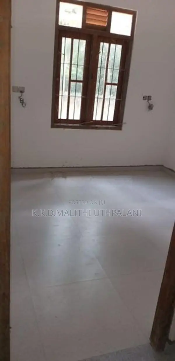 Fist Floor House for Rent Boralesgamuwa